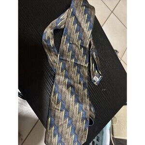 Men's Silk Tie  by Bosa 100% silk Le Collection MADE IN USA